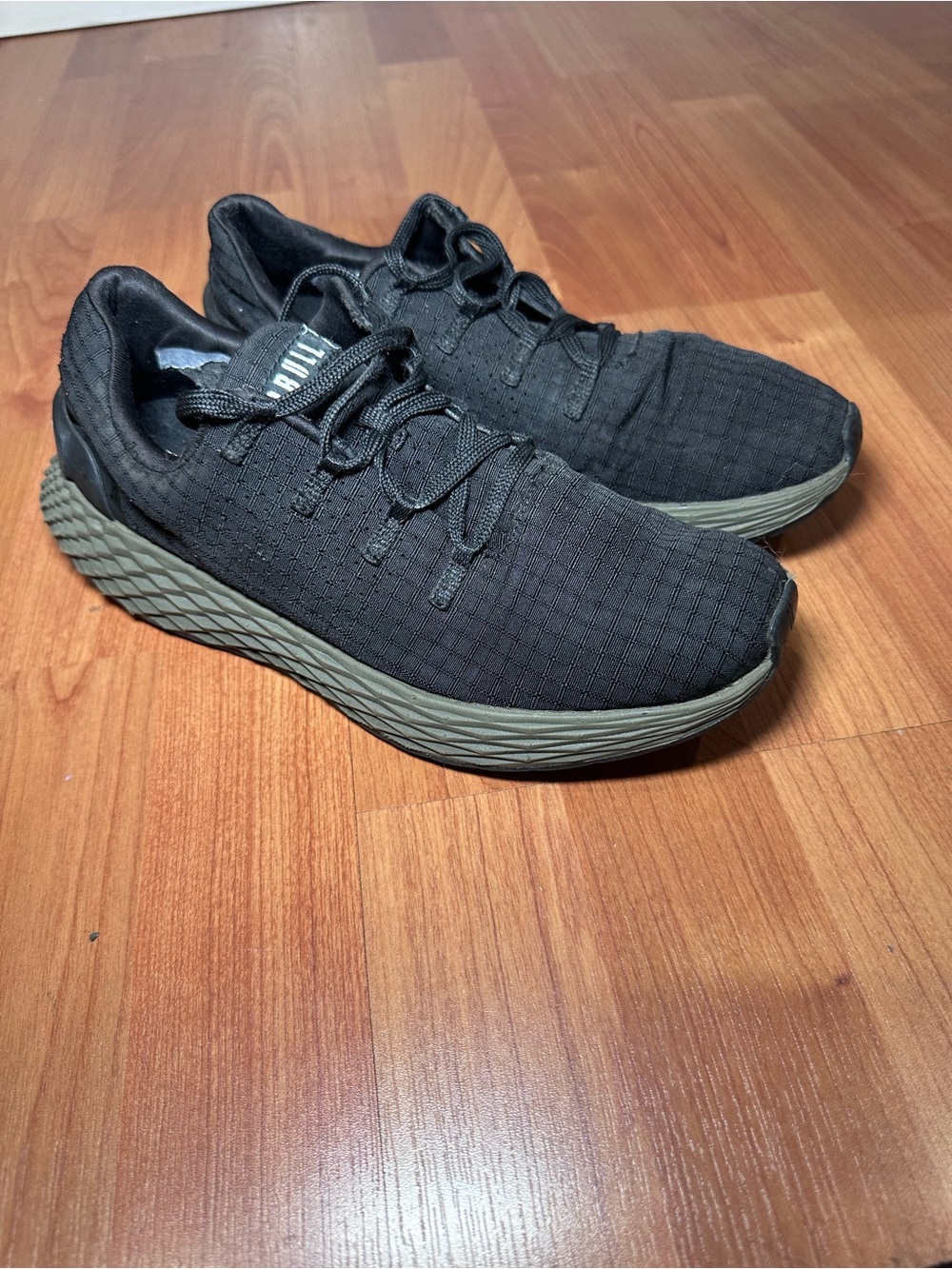 NOBULL Ripstop Runner shoes women’s 7.5